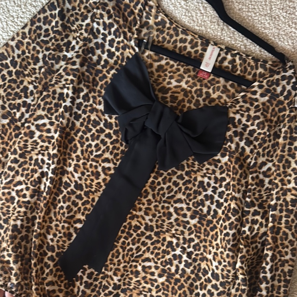 Animal Print Top with Black Accent - Picture 2 of 4
